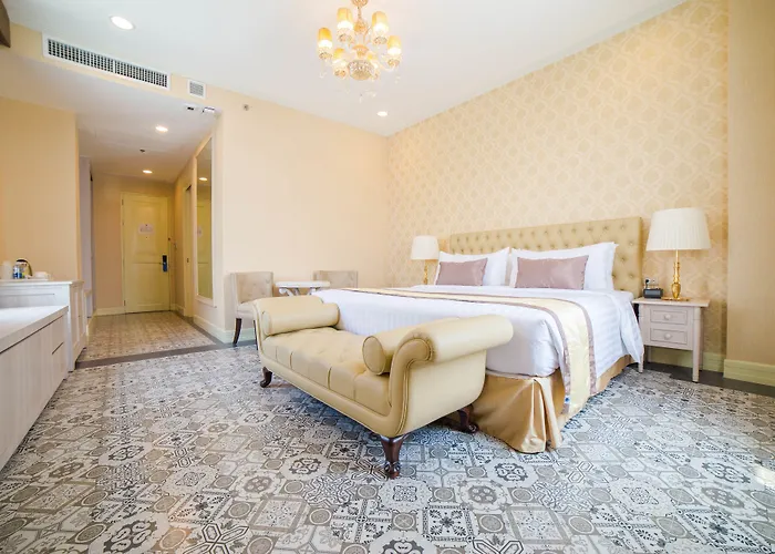 Rizal Park 5* Manila