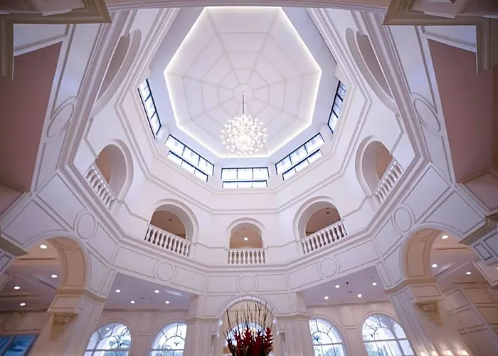 Rizal Park Hotel 5*