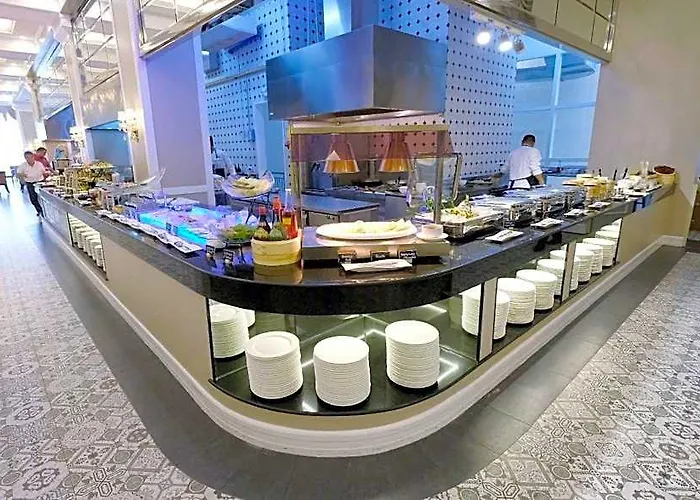 Rizal Park Hotel 5*